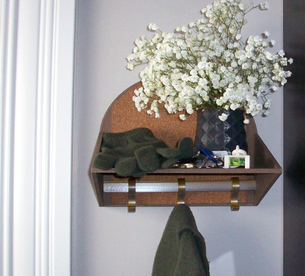 3d printable Entrway shelf with flowers and hanging hat.